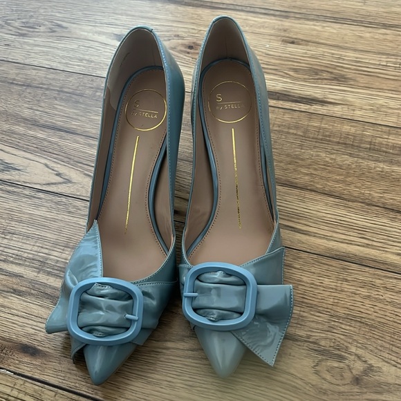 Light
S by Stella - Blue patent pumps - Picture 3 of 5